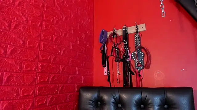 Monttserratt online show from September 30, 2025, 2:11 pm