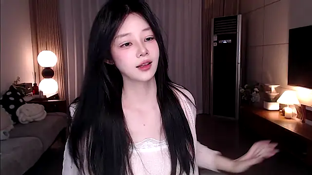 sweateanv  online show from March 28, 2026, 10:48 am