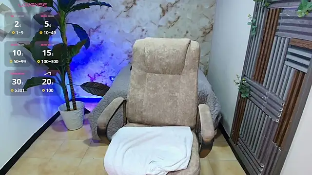 jennaa milf  online show from February 7, 2026, 7:39 pm