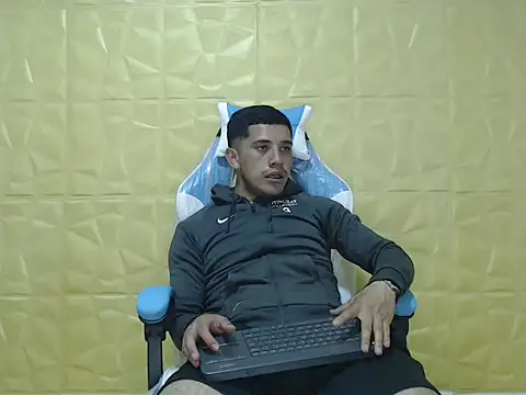 Snapshot of Deportist chatting on September 17, 2025, 10:22 pm Deportist online show from September 17, 2025, 10:22 pm