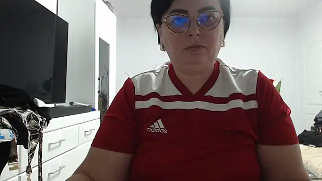 Amandamuller1982 online show from February 25, 2026, 10:41 pm