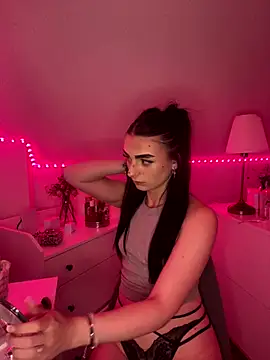 AdelinaAlia online show from September 18, 2025, 7:38 pm