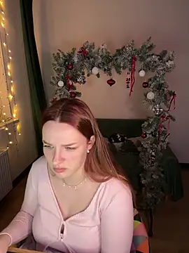 CookyDaisy online show from December 29, 2024, 3:24 pm