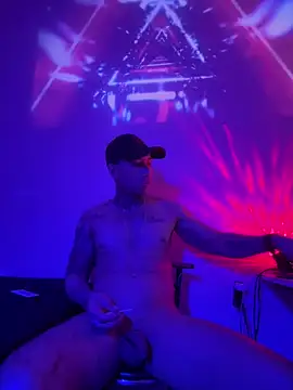 Snapshot of Alexandrei chatting on February 4, 2026, 11:27 am Alexandrei online show from February 4, 2026, 11:27 am