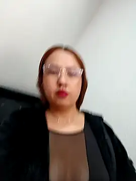 VIOLETA-25  online show from March 7, 2025, 4:00 pm