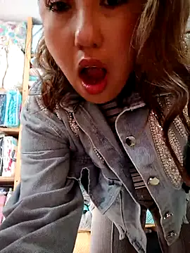 VIOLETA-25  online show from October 11, 2025, 3:21 pm