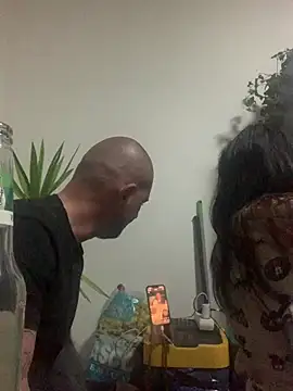 Snapshot of zra_andre chatting on March 4, 2026, 12:05 am zra andre online show from March 4, 2026, 12:05 am