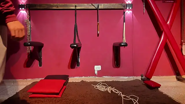 BDSM Vantablack  online show from January 15, 2025, 7:26 am