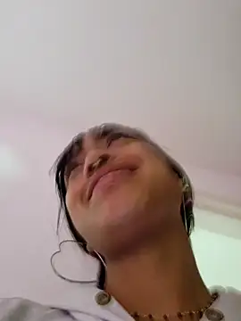 bonnie 18x online show from February 28, 2025, 1:14 pm