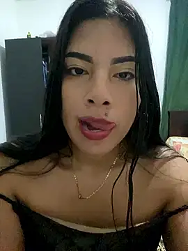 steisy325 online show from December 5, 2024, 5:37 am