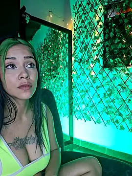 Snapshot of ethanandbrianna chatting on March 12, 2025, 3:46 am ethanandbrianna online show from March 12, 2025, 3:46 am