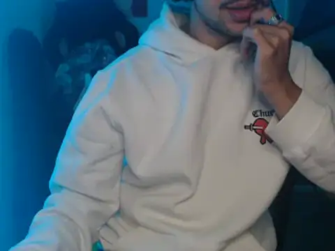 anjonoturno1 online show from March 17, 2025, 10:38 pm