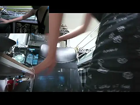 Snapshot of Owl1216 chatting on September 14, 2025, 11:09 am Owl1216 online show from September 14, 2025, 11:09 am