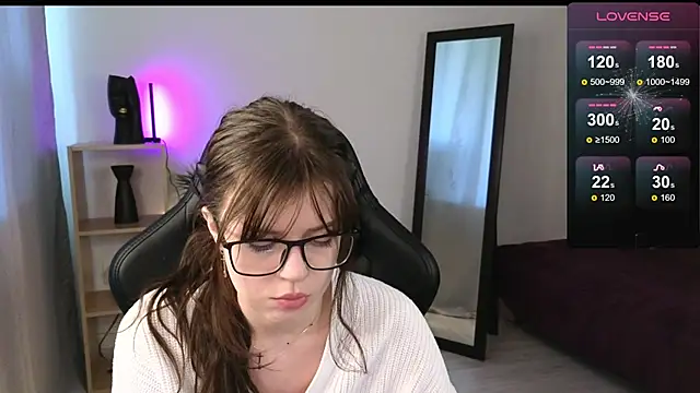 Este Glen online show from March 7, 2025, 11:51 am