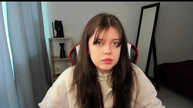 Este Glen online show from March 19, 2025, 11:17 am