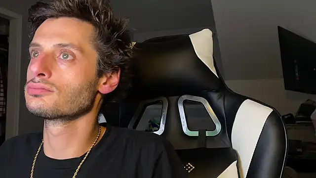 Snapshot of Dylansd chatting on December 24, 2024, 8:55 am Dylansd online show from December 24, 2024, 8:55 am