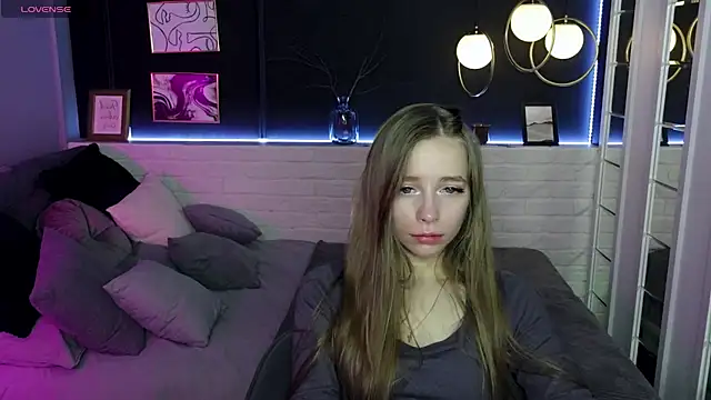 Snapshot of OliviaGentle chatting on December 6, 2024, 4:36 am OliviaGentle online show from December 6, 2024, 4:36 am