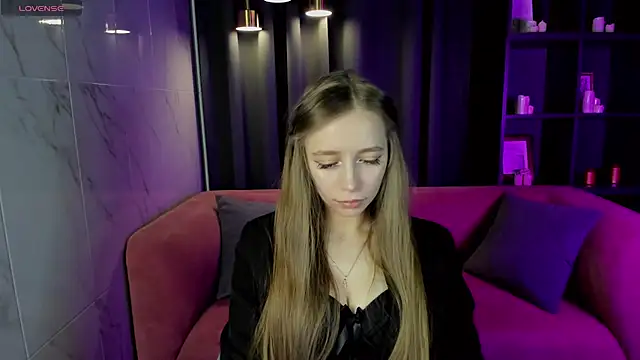 Snapshot of OliviaGentle chatting on December 16, 2024, 3:22 pm OliviaGentle online show from December 16, 2024, 3:22 pm