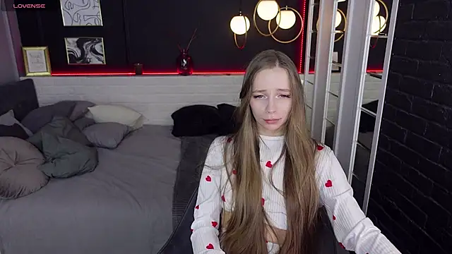 Snapshot of OliviaGentle chatting on December 18, 2024, 10:19 am OliviaGentle online show from December 18, 2024, 10:19 am