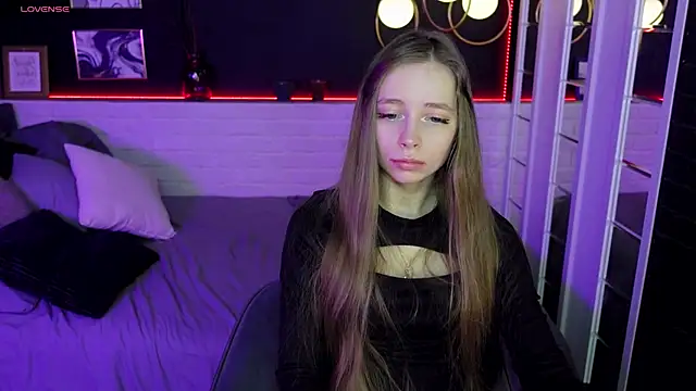 Snapshot of OliviaGentle chatting on January 5, 2025, 3:32 am OliviaGentle online show from January 5, 2025, 3:32 am