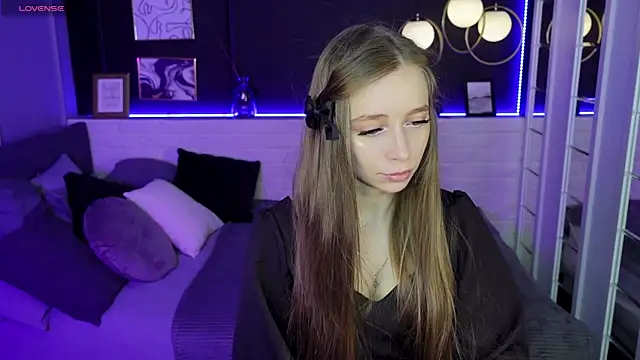 Snapshot of OliviaGentle chatting on February 1, 2025, 9:29 pm OliviaGentle online show from February 1, 2025, 9:29 pm