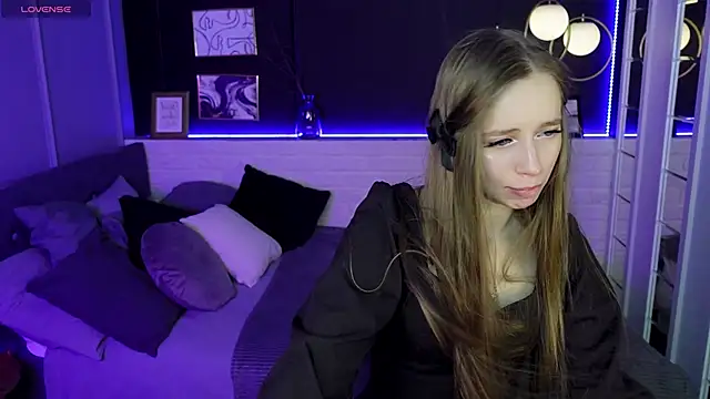 Snapshot of OliviaGentle chatting on February 2, 2025, 12:30 am OliviaGentle online show from February 2, 2025, 12:30 am