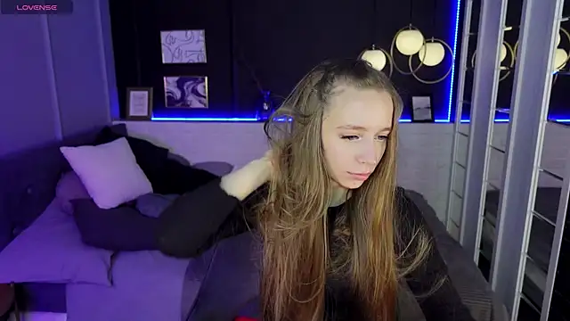 Snapshot of OliviaGentle chatting on February 6, 2025, 5:25 am OliviaGentle online show from February 6, 2025, 5:25 am