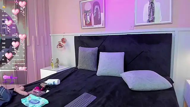 elodie walker online show from October 10, 2025, 12:26 pm