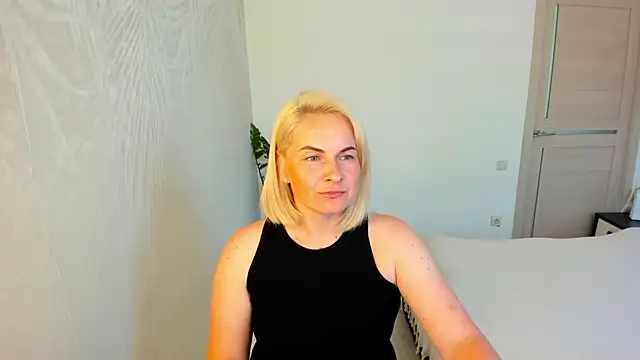 Alicee Gracee online show from June 7, 2026, 11:25 am