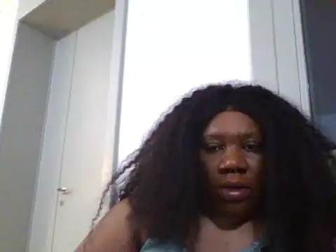 Snapshot of bonbonaumiel chatting on December 3, 2024, 3:41 am bonbonaumiel online show from December 3, 2024, 3:41 am