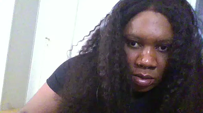 Snapshot of bonbonaumiel chatting on December 4, 2024, 4:16 pm bonbonaumiel online show from December 4, 2024, 4:16 pm