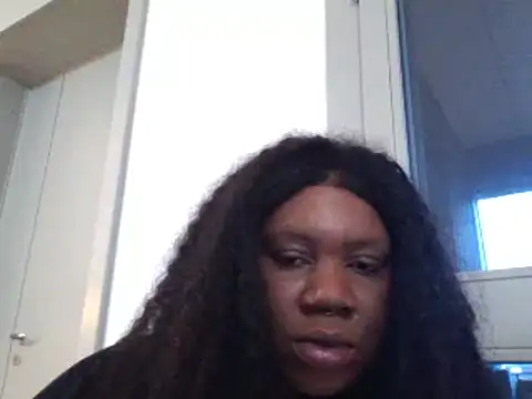 Snapshot of bonbonaumiel chatting on December 6, 2024, 7:43 am bonbonaumiel online show from December 6, 2024, 7:43 am