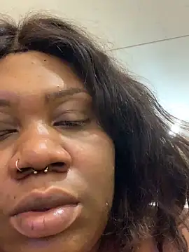 Snapshot of bonbonaumiel chatting on December 26, 2024, 7:49 pm bonbonaumiel online show from December 26, 2024, 7:49 pm