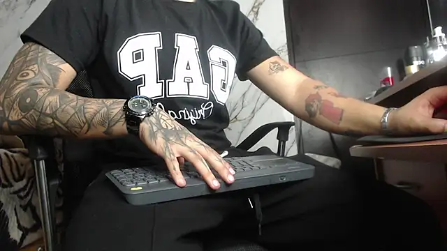 Dereck Dickson online show from January 17, 2026, 3:33 am