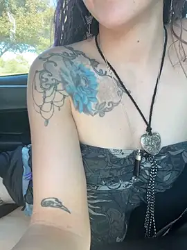 thevixenviolet online show from June 13, 2026, 10:40 pm