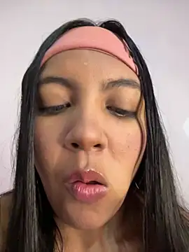 nicole fisherr online show from June 15, 2026, 2:14 am
