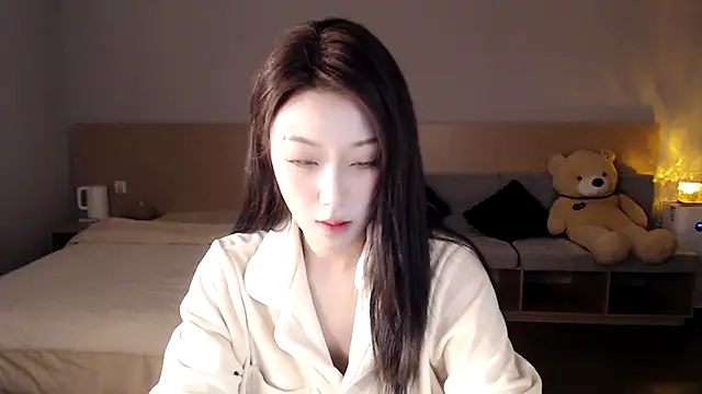 Lucky-baby online show from December 19, 2024, 3:52 pm