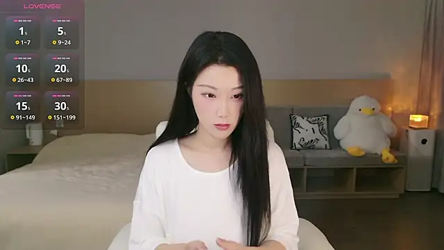 Lucky-baby online show from October 20, 2025, 1:22 pm