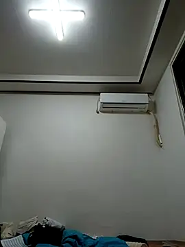 hello098712 online show from March 5, 2025, 11:38 am