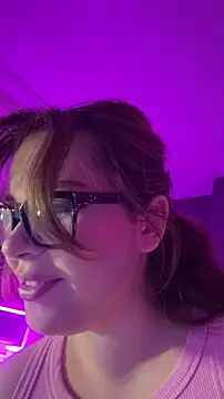 CutiePie3 online show from April 9, 2026, 9:31 pm