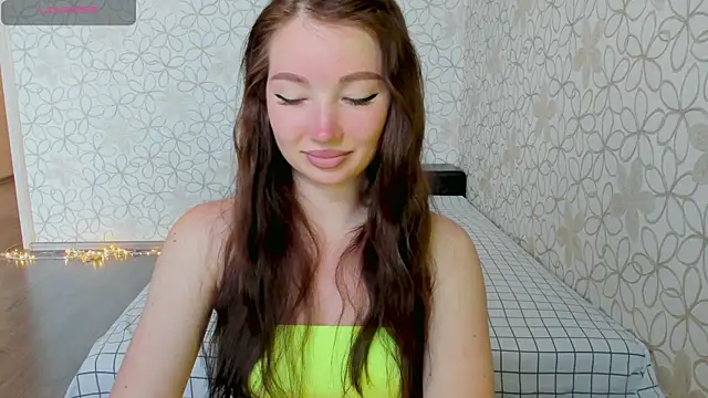 Lissa Cristal online show from June 12, 2026, 8:57 am