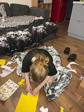 Snapshot of princessaalicc chatting on December 9, 2024, 1:51 am princessaalicc online show from December 9, 2024, 1:51 am