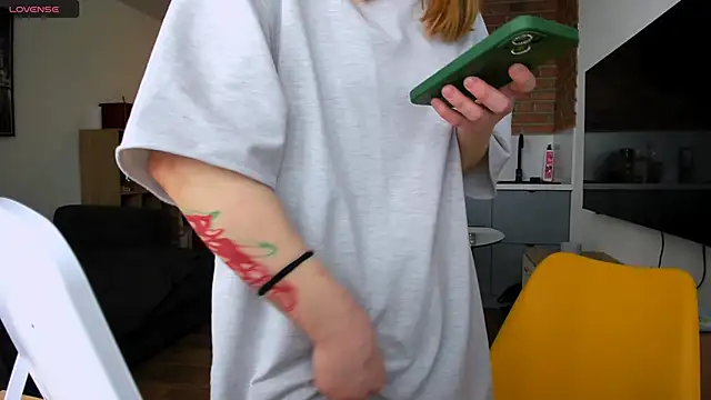 Snapshot of princessaalicc chatting on February 5, 2025, 11:55 am princessaalicc online show from February 5, 2025, 11:55 am