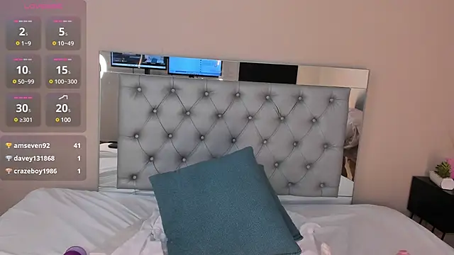 Osiris rusos online show from December 30, 2024, 2:08 pm