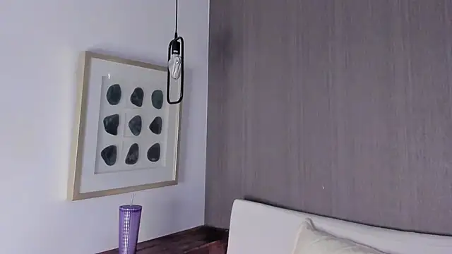 DRACARYSS  online show from February 24, 2025, 1:10 pm