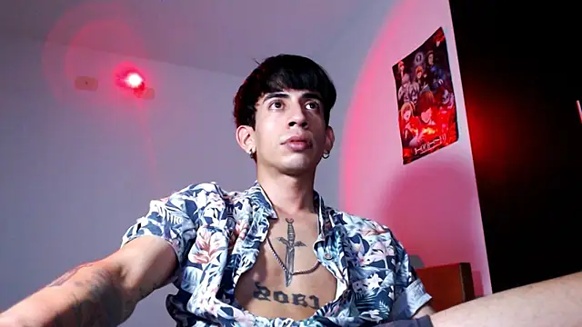 Snapshot of Zack_Kingg chatting on October 11, 2025, 12:54 am Zack Kingg online show from October 11, 2025, 12:54 am