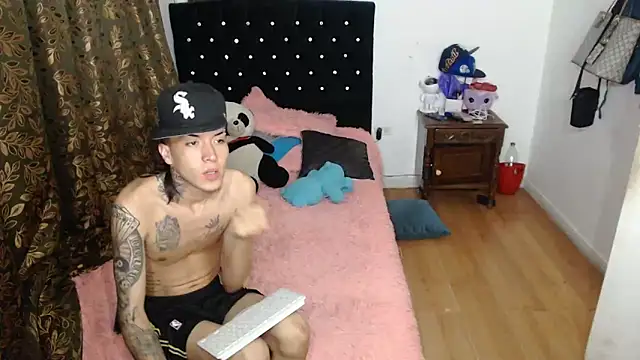 Kitty and jake online show from March 18, 2025, 3:42 am