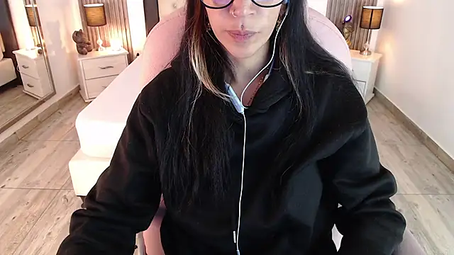 Sam mansson66 online show from February 14, 2025, 12:14 pm