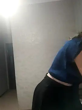 VselenaSun402 online show from March 7, 2025, 9:40 am