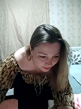 VselenaSun402 online show from April 18, 2026, 11:03 am